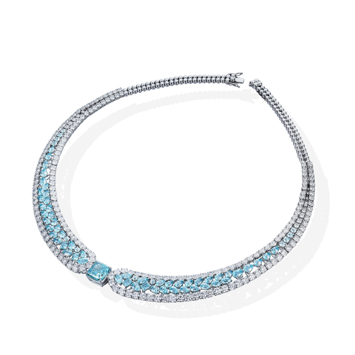 Colier din AUR750 cu diamante de cultură albastre „Lumină Imperială”